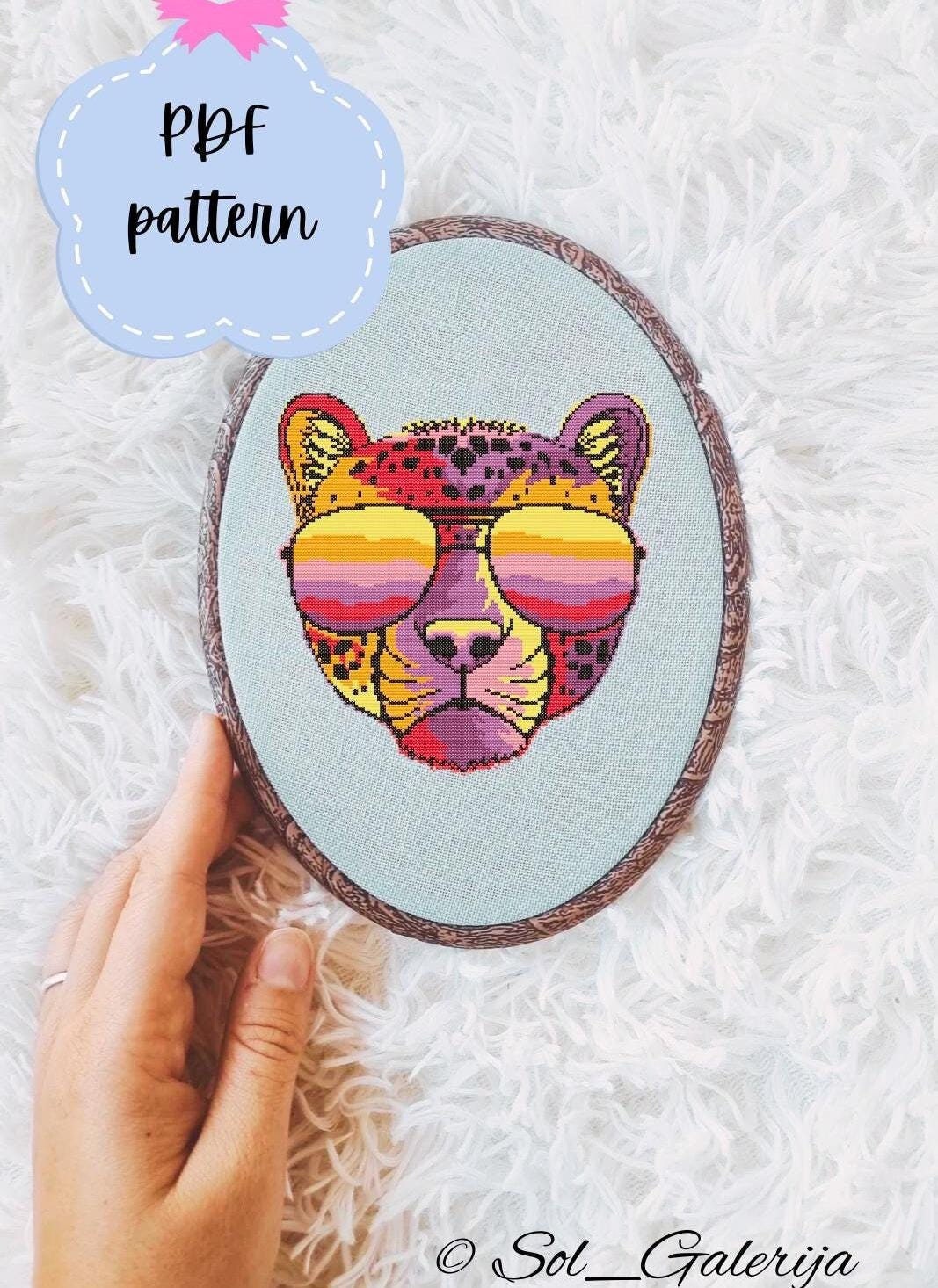 Cheetah with glasses | Cross Stitch Pattern PDF | Modern Embroidery | Colorful animals | Leopard | Handmade chart | Digital file download